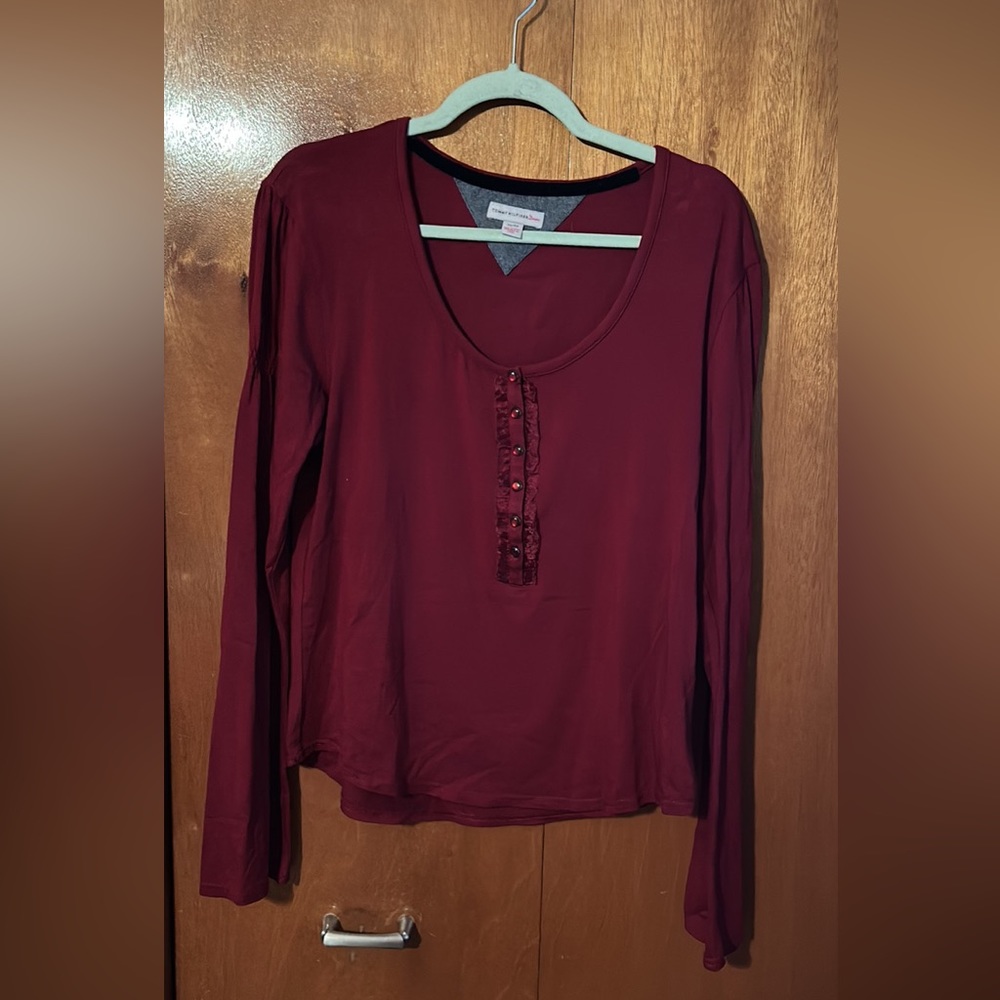Ladies XL Tommy Hilfiger Denim Burgundy Top